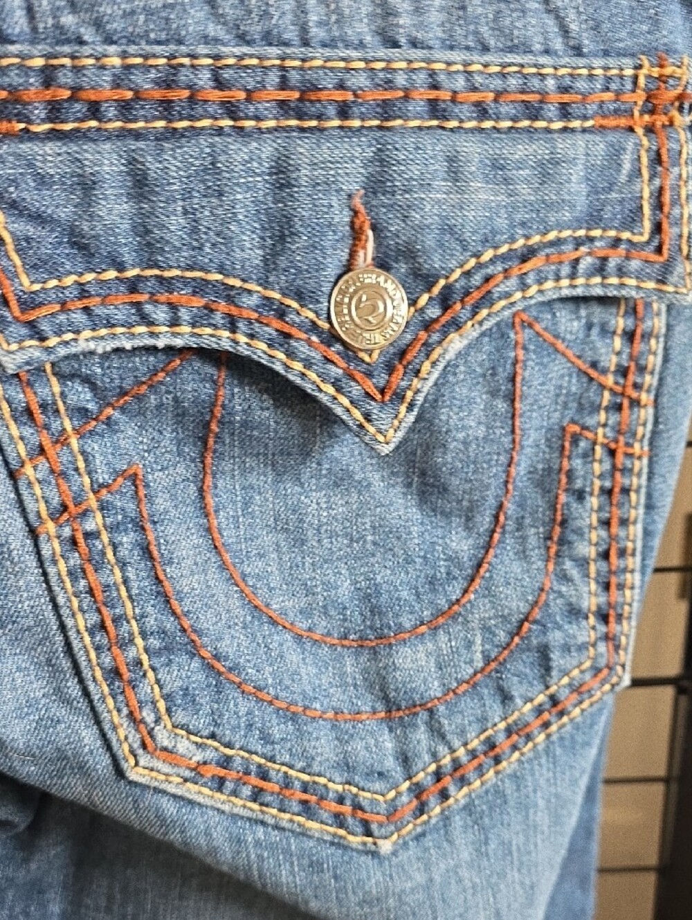 True Religion Men's Blue Denim Jeans with Contrast Stitching - Picture 10 of 13